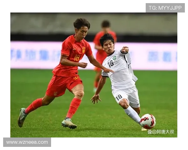 国足鏖战亚洲劲旅顽强逼平全场激战彰显团队拼搏精神 国足鏖战亚洲劲旅顽强逼平全场激战彰显团队拼搏精神