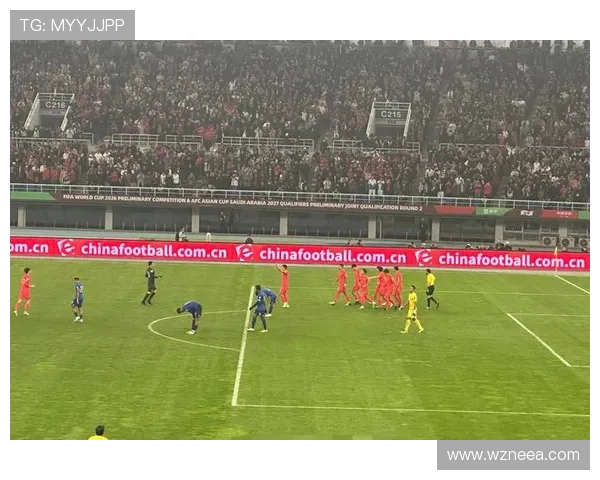 国足新星闪耀亚洲赛场助球队逆转强敌点燃全国球迷激情