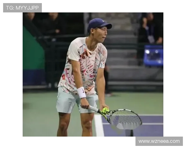 网球世界新星崛起 孟菲尔斯逆转胜利夺得职业生涯第一个大满贯冠军