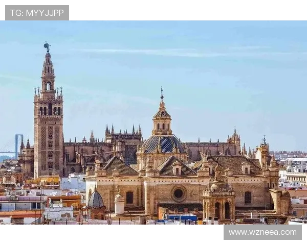 围绕塞维利亚足球俱乐部的百年荣耀与欧洲赛场传奇征程与未来展望